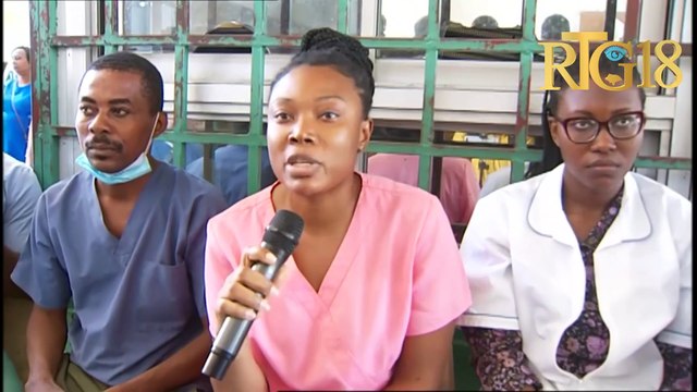 Twazyèm jounen mouvman kanpe travay medsen rezidan lopital lapè pou egzije leta peye yo 11 mwa.