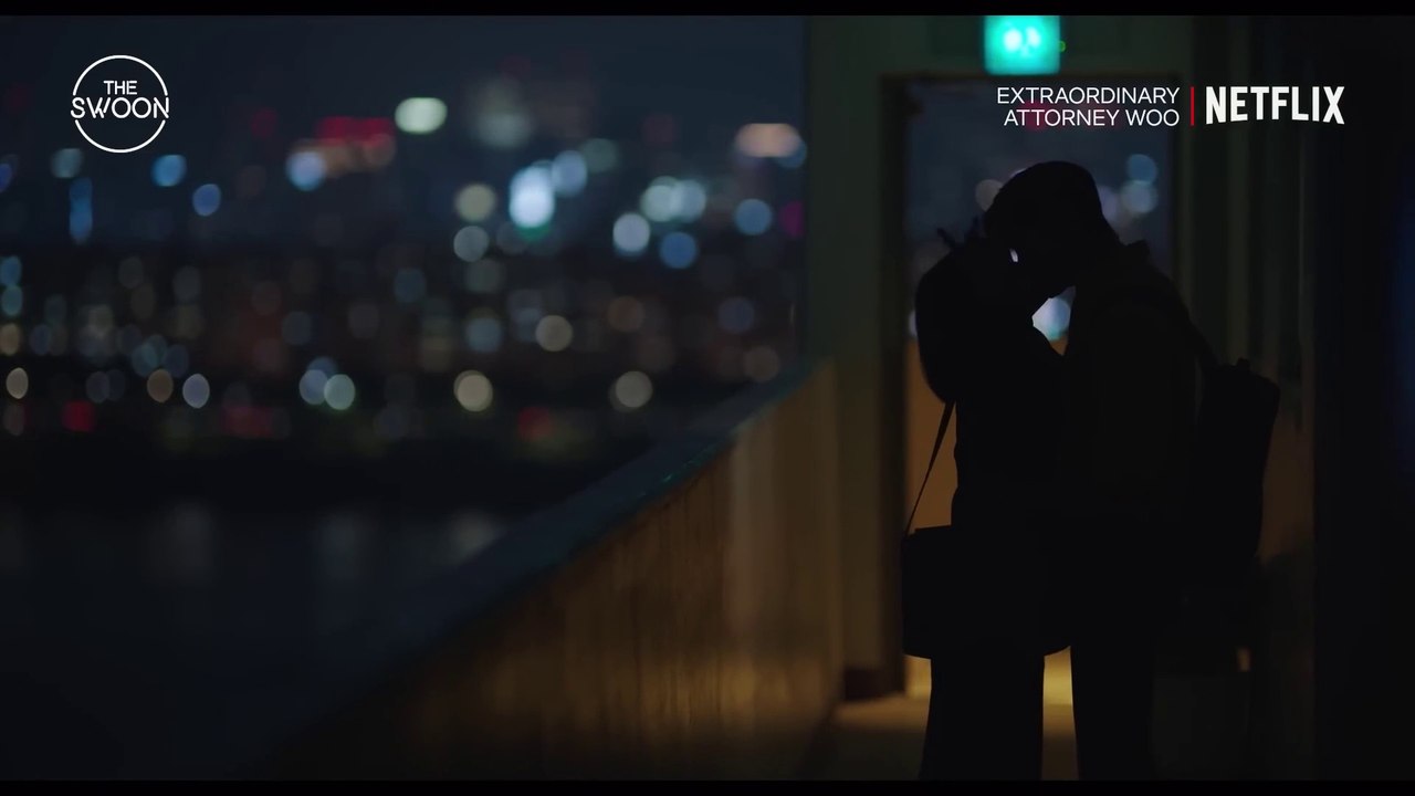 Strange Lawyer: Woo Young-woo and Lee Jun-ho share a first kiss