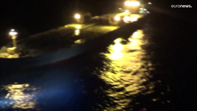 Migranti, naufragio al largo delle coste greche: proseguono le ricerche