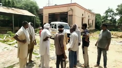 ट्रेलर में घुसा ट्रक, चालक की मौत