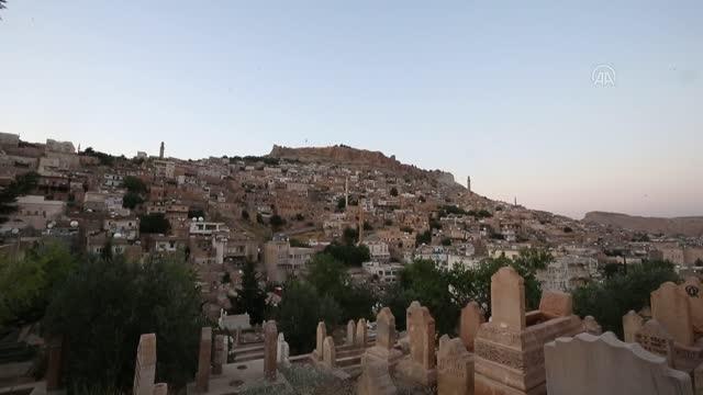 Açık hava müzesini andıran manzarada dam palas keyfi