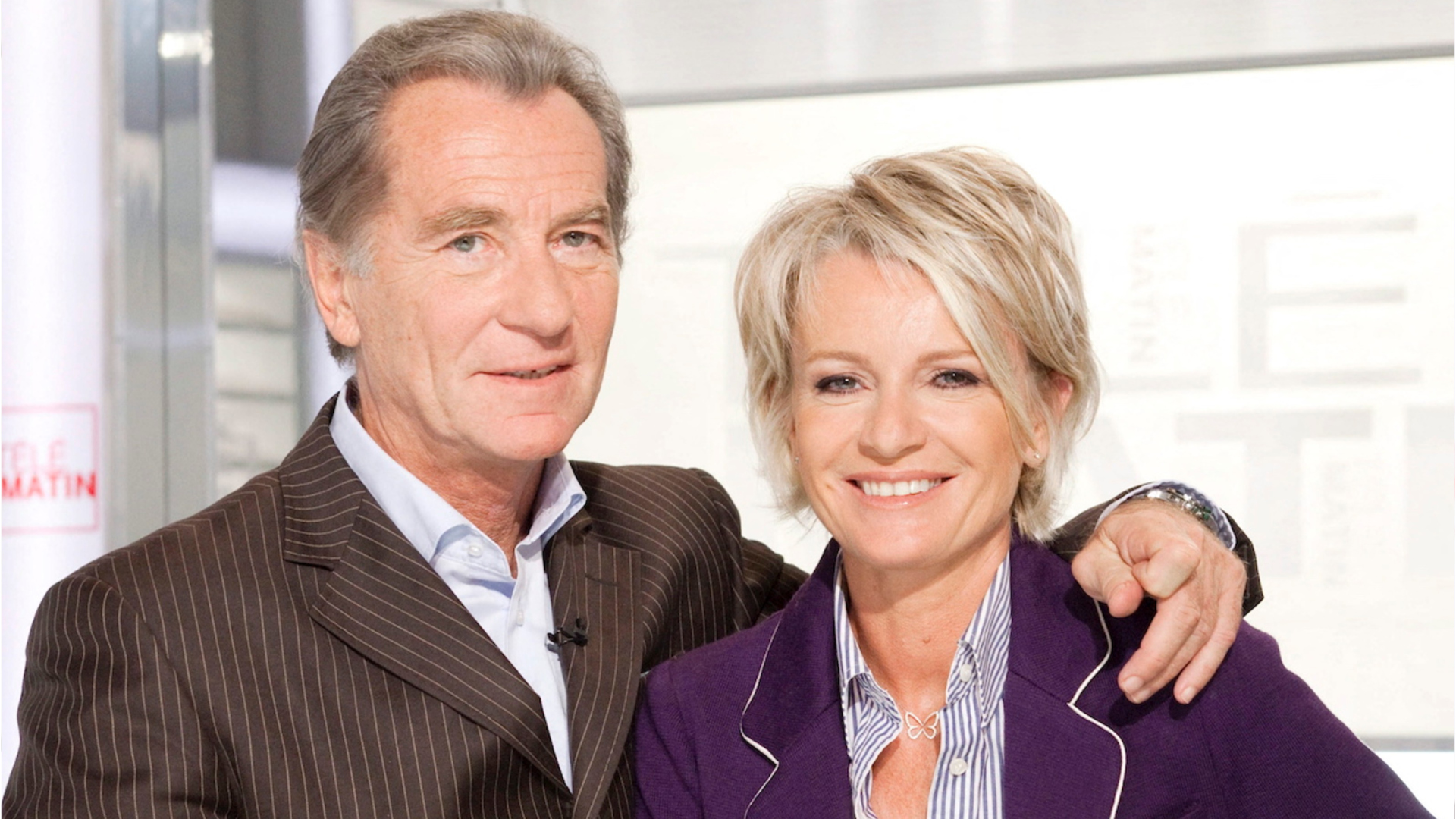 Voici : Sophie Davant et William Leymergie en couple : comment elle l’a  aidé à surmonter la mort de sa femme (1)