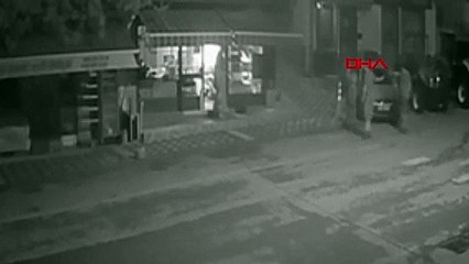 Kendisine tecavüz eden Suriyeliyi bıçaklşayan Iraklı kadın esnafa sığındı