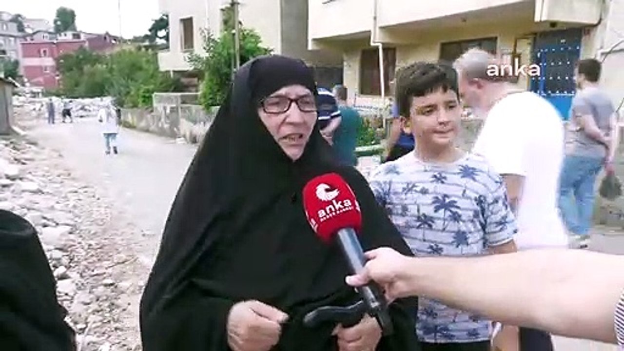 AKP'ye oy veren kadının Erdoğan'a isyanı: "Nasıl Müslümansınız, mahşerde iki elimle dalacağım onların yakasına"