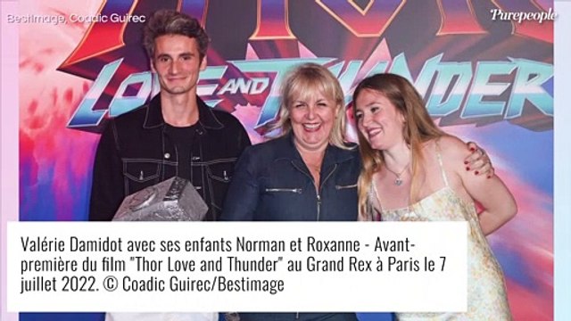 Valérie Damidot : Son fils Norman, ultra-sexy, dévoile ses abdos très musclés en vacances !