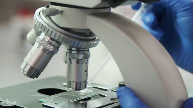 Covid, Bassetti 4^ dose? Fin qui cronaca di un fallimento annunciato