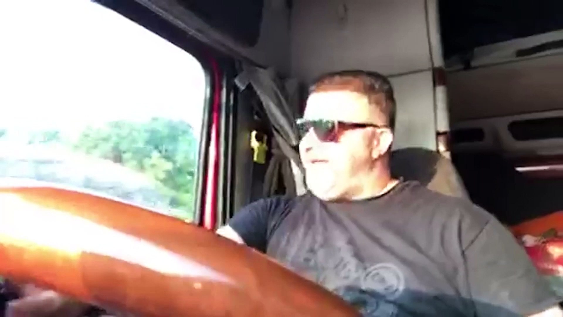 Andrus Angelkovski Sto ke ti e bekrija