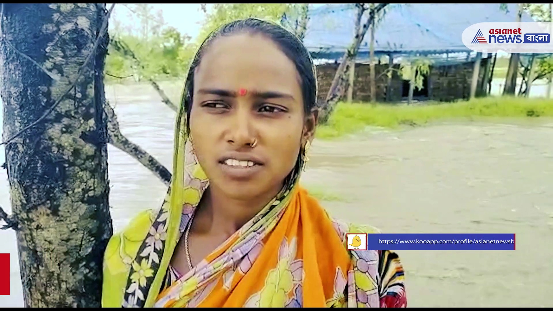 নদীর বাঁধ ভেঙে প্লাবিত গোটা গ্রাম, নোনা জলে প্লাবিত বিঘের পর বিঘে চাষের জমি