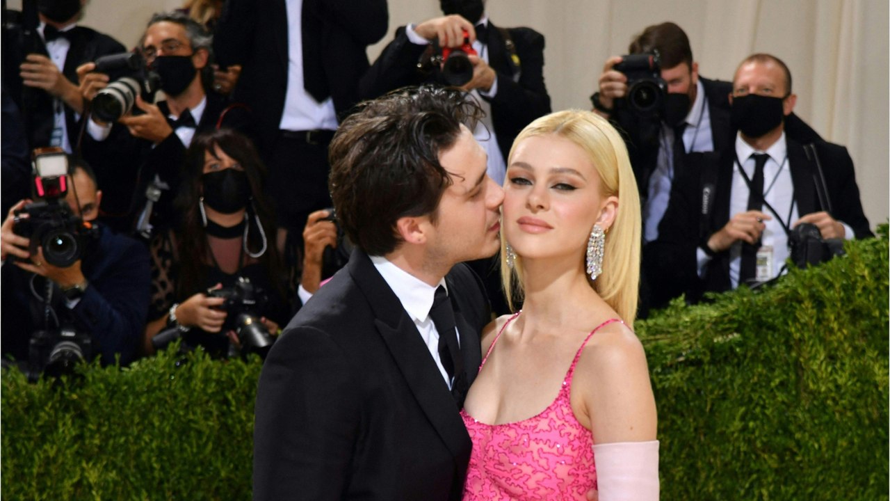 Victoria Beckham im Streit mit Schwiegertochter? Nicola Peltz äußert sich erstmals zu den Gerüchten