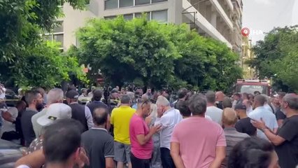 Lübnan'da bankada rehine kriziParasını çekemedi, içeridekileri rehin aldı