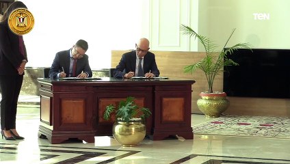 رئيس الوزراء يشهد مراسم توقيع اتفاق انشأء البنية الفوقية لمحطتي الحاويات بمينائي السخنة والدخيلة