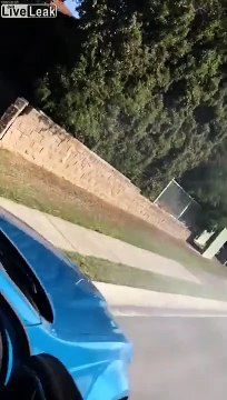 Il se croit dans Fast and Furious mais se fait vite calmer... police