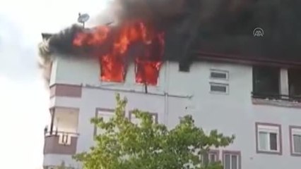 Apartman dairesinde çıkan yangın söndürüldü