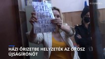 Házi őrizetbe helyezték az ukrajnai háborút ellenző orosz újságírónőt