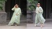 Kareena Kapoor Spotted at Dad Randhir Kapoor House on Rakshabandhan | *Spotted