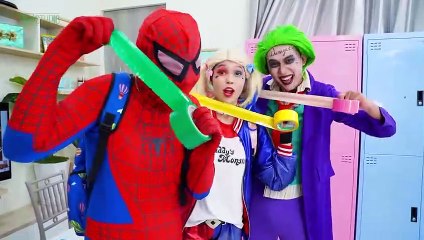 أنواع الأبطال الخارقين في الكلية  مواقف ظريفة من قبل TSTUDIO ARABIC_1080pFHR.mp4