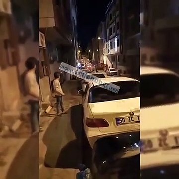 Sultangazi'de bir kamyon dolusu mülteci sokağa bırakıldı iddiası
