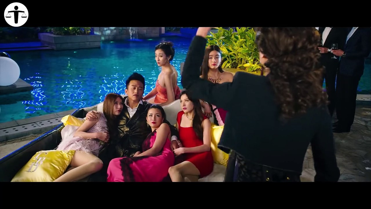Playboy Billionaire Falls In Love With Real Mermaid