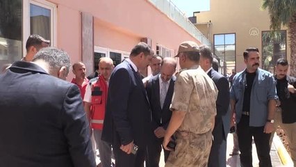 Şanlıurfa haberleri... ŞANLIURFA - Vali Ayhan: "Çiçekalan Hudut Karakolu'na düzenlenen saldırıda 1 asker şehit oldu, 4 asker yaralandı"