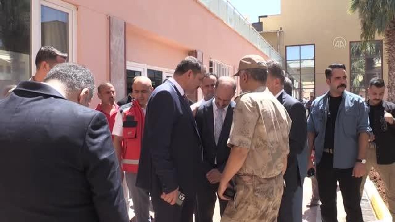 Şanlıurfa haberleri... ŞANLIURFA - Vali Ayhan: "Çiçekalan Hudut Karakolu'na düzenlenen saldırıda 1 asker şehit oldu, 4 asker yaralandı"