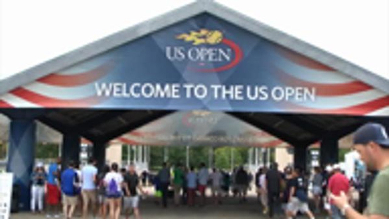 Day six headlines... Serena sets new mark