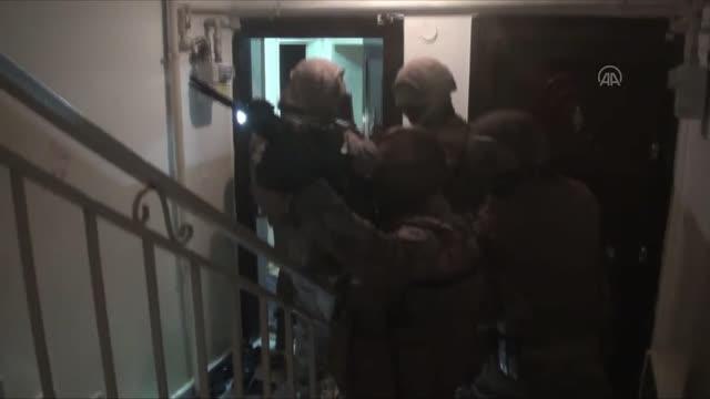 Son dakika haberleri... İstanbul'da terör örgütü DEAŞ operasyonunda 12 zanlı yakalandı
