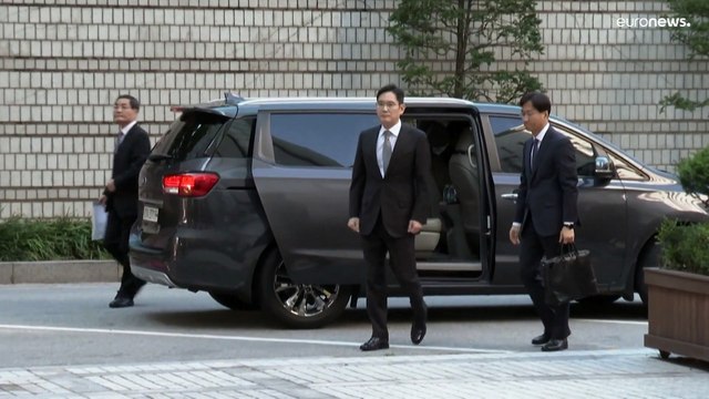 Глава концерна Samsung помилован ради спасения экономики страны