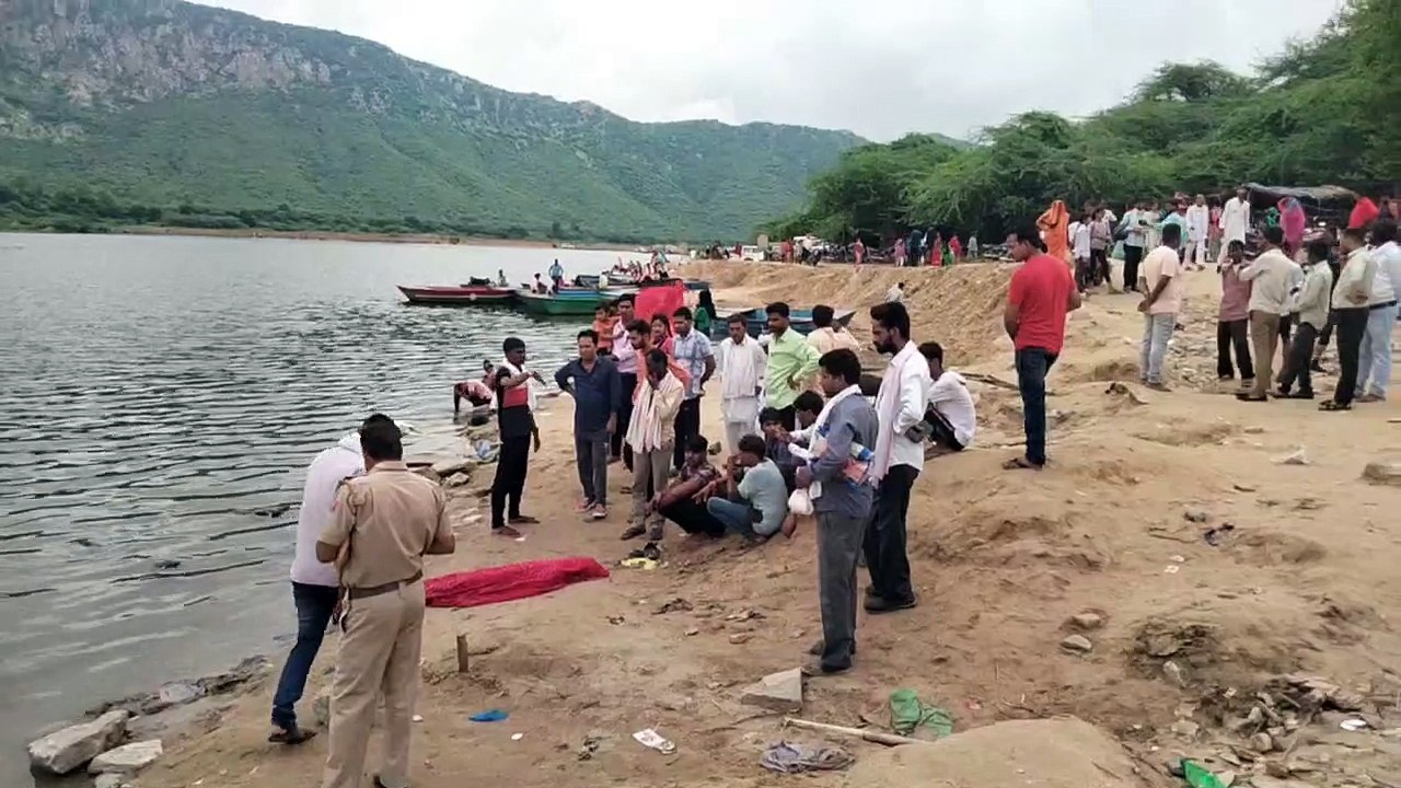 जयपुर से साथियों के साथ पिकनिक मनाने आए युवक की पवित्र दह में डूबने से मौत