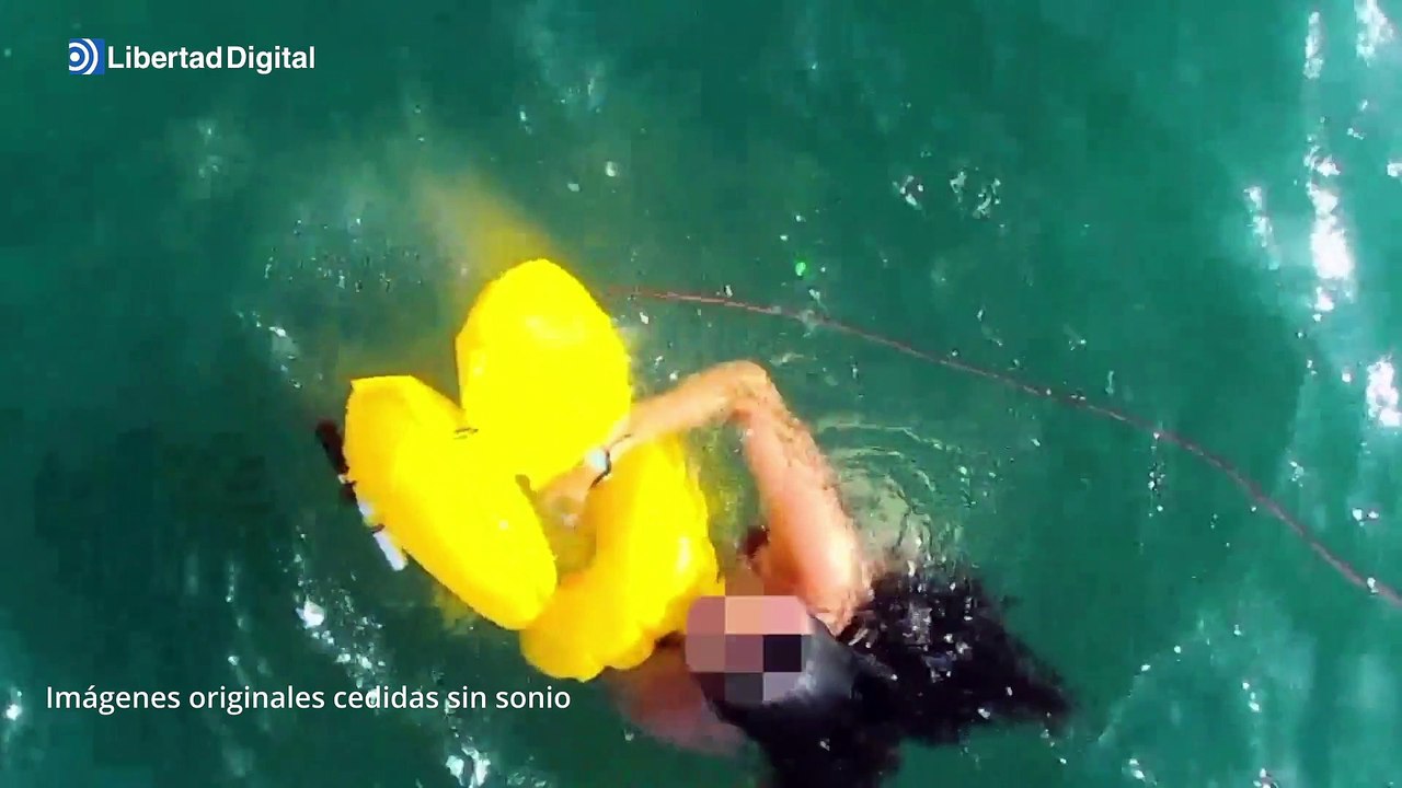 Una joven es rescatada en Santa Pola gracias a un dron