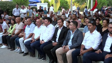 Buca’da aşure kazanları deyişlerle kaynatıldı