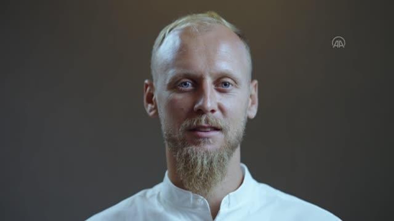 Semih Kaya profesyonel futbol kariyerini noktaladı