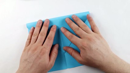 Origami - Papierflieger falten der weit fliegt  Papierflieger Selbst Basteln