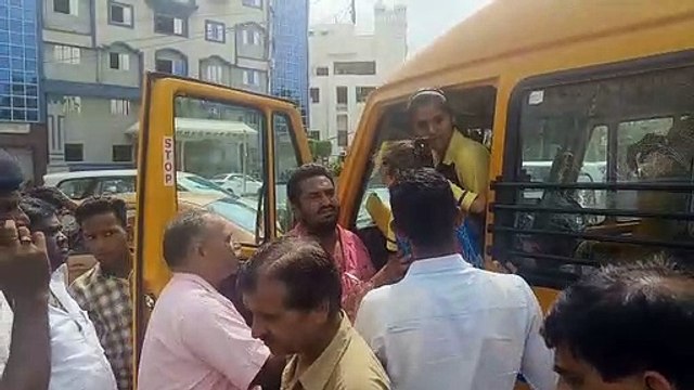 Drunk driver drives away children's vahini full of children