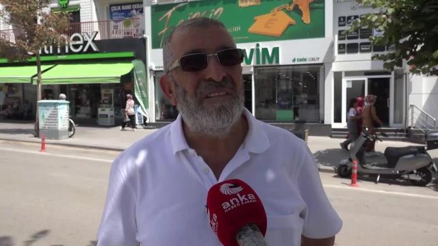 Aksaray haberleri... Aksaray, Boşanma Oranında Türkiye İkincisi Oldu. Vatandaş ve Uzmanlar: Birinci Neden Ekonomik Kriz ve Geçim Sıkıntısı