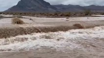 사막 기후 美 데스밸리서도 홍수 '천 년에 한 번 확률' / YTN