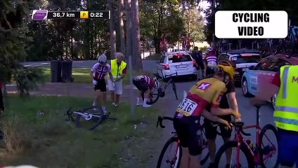 Crash On Descent At Tour of Scandinavia Stage 4