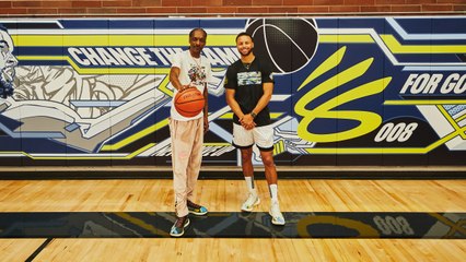 Snoop Dogg Collaborates With Stephen Curry To Help LBC Kids