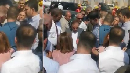 Vali Davut Gül, Bakan Kurum'a derdini anlatmak isteyen vatandaşa iterek müdahalede bulundu