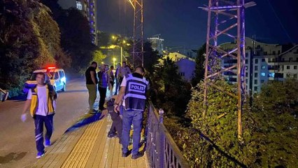 Otomobille ormanlık alana uçtu, 8 metre yüksekliği tırmanarak hastaneye gitti