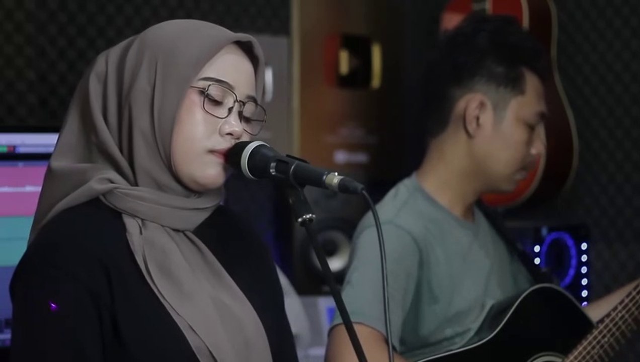 BERLAYAR TAK BERTEPIAN - ELLA (LIVE COVER INDAH YASTAMI)