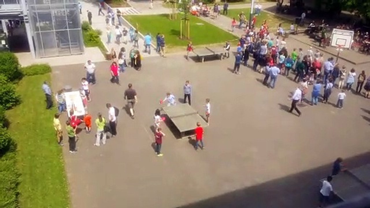 Schulhof aus der Vogelperspektive (3)