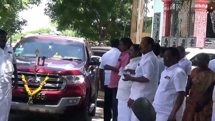 காஷ்மீரில் வீர மரணமடைந்த லட்சுமணன்!  முன்னாள் அமைச்சர் உதயகுமார் ஆறுதல்!