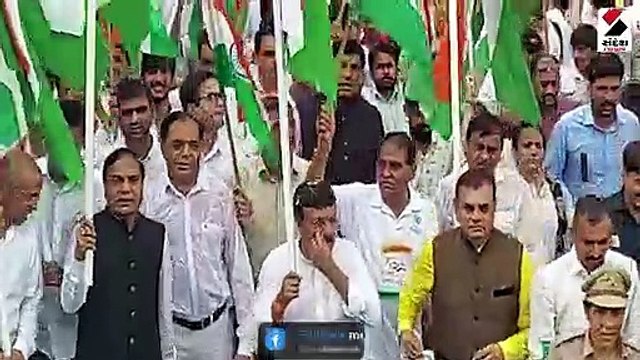 સુરતમાં ચાલુ વરસાદે નીકળી 5 કિલોમીટર લાંબી તિરંગા યાત્રા