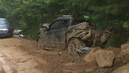 "물도 끊겼는데 비는 또 오고"...폭우가 휩쓴 마을 / YTN