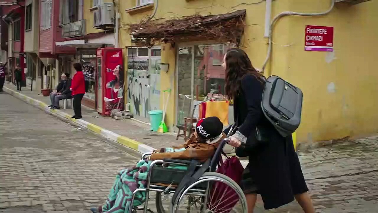 Forever Bound ( Dayan Yüreğim ) Episode - 09 in Hindi/Urdu
