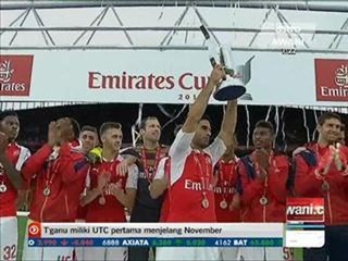 Walcott wira Arsenal juarai Piala Emirates