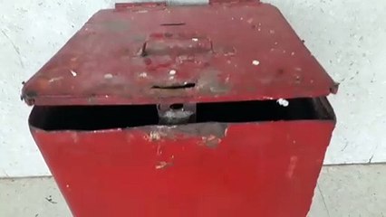 Video : दानपेटी तोडक़र चुरा ले गए राशि, साउंड मशीन भी उठाकर ले गए