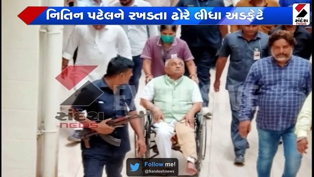 કડી તિરંગા યાત્રામાં પૂર્વ નાયબ મુખ્યમંત્રી નીતિન પટેલ સાથે અકસ્માત