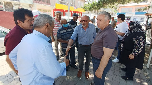 AKP’ye yıllarca oy veren vatandaş CHP’li vekile dert yandı: AK Parti’nin askeriydim artık oy vermeyeceğim