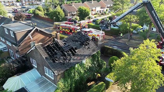 Eight fire engines at Furnace Green fire in Crawley